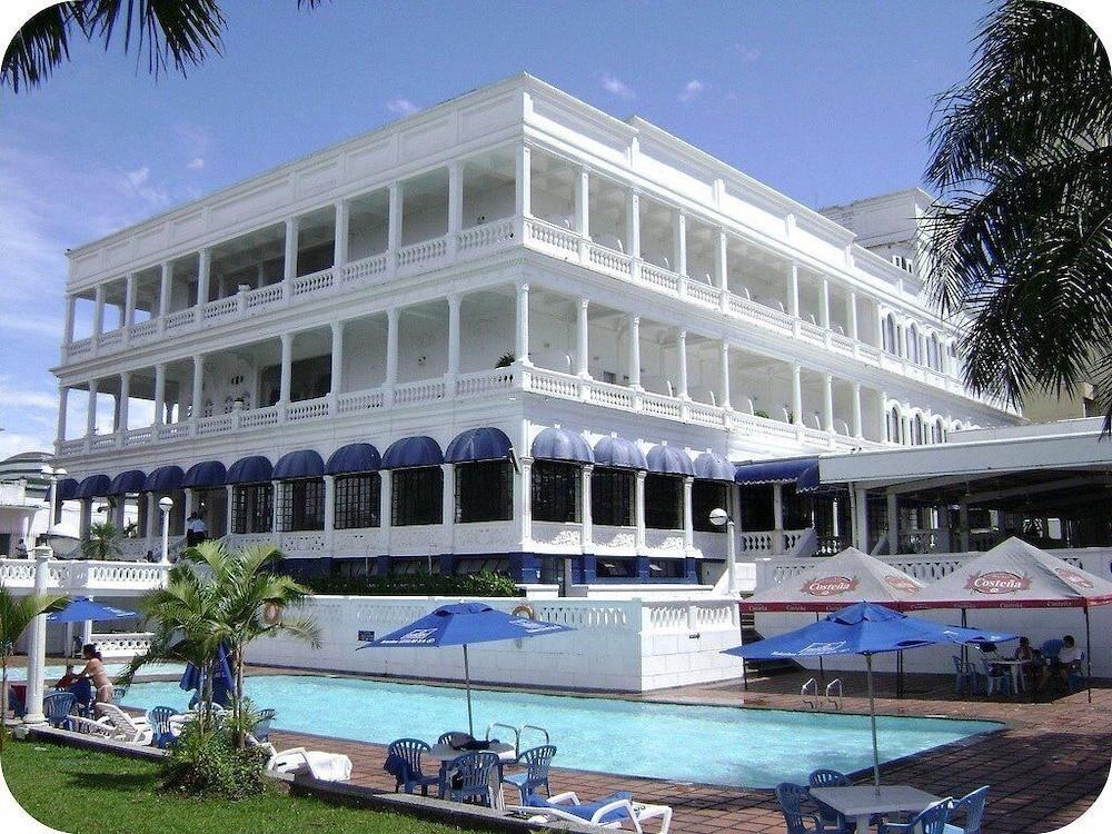 Hotel Tequendama Inn Estacion Buenaventura Esterno foto